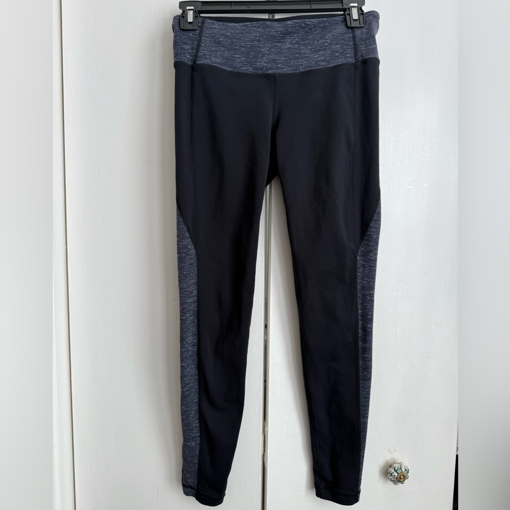 Athleta Black and Gray Leggings